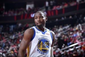 勇士不愿白白失去库明加 但不想在与国王的签换中接手蒙克的合同