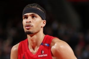 队记：卡马拉是开拓者的基石和未来的关键拼图 夏普是另一种赌注