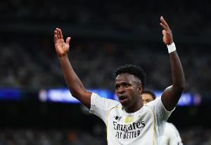 塞尔：维尼修斯夏窗曾表示若非关键球员愿走，若情况持续将不续约