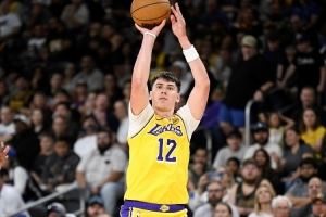 拉拉维亚：对手今晚投得很准 我们团队和个人的防守都不在线