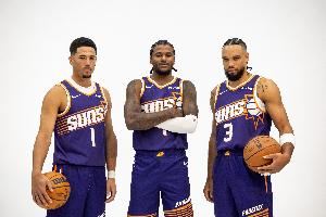 杰伦·格林：布克经验丰富&我尽可能向他学习 全力协助他赢得胜利